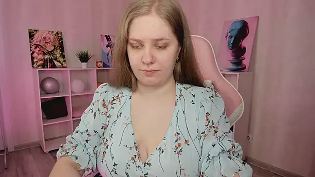 Megan_Violer Chat XXX in diretta