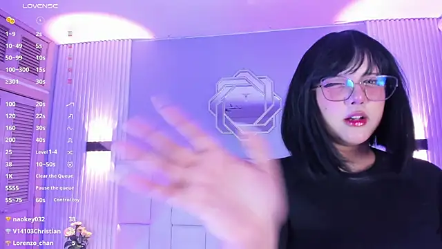 Chat XXX en directo de NanaOsaky