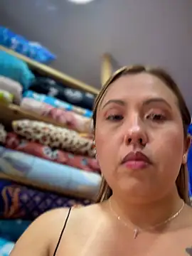 VIOLETA-25_'s Live XXX Chat