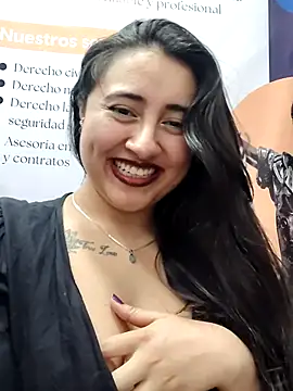 _Sarah-Office1's Webcam Show