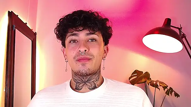 stevennavarro লাইভ XXX চ্যাট