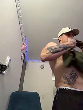 แชท XXX สดของ strongboy_