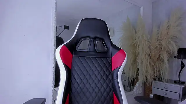 XXX chat uživo modela CarolineFyre