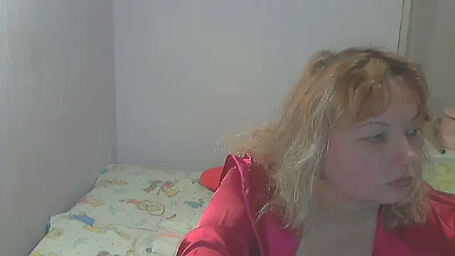 Lusi-777 Adlı Modelin Canlı XXX Sohbeti