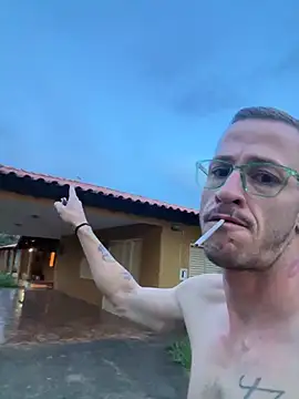 Lucasjandre élő XXX-chatje