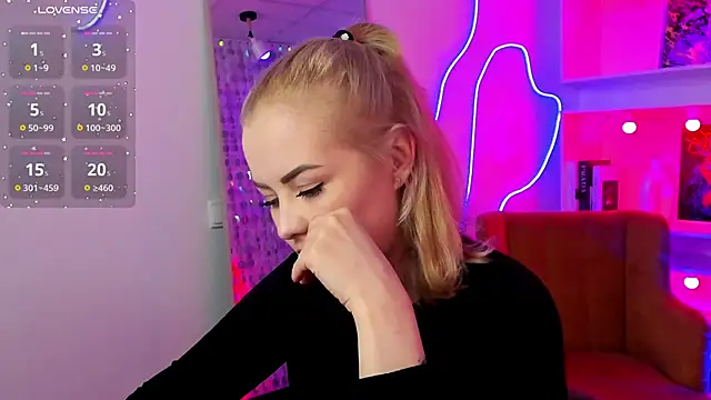 Онлайн чат XXX StephanieSweety