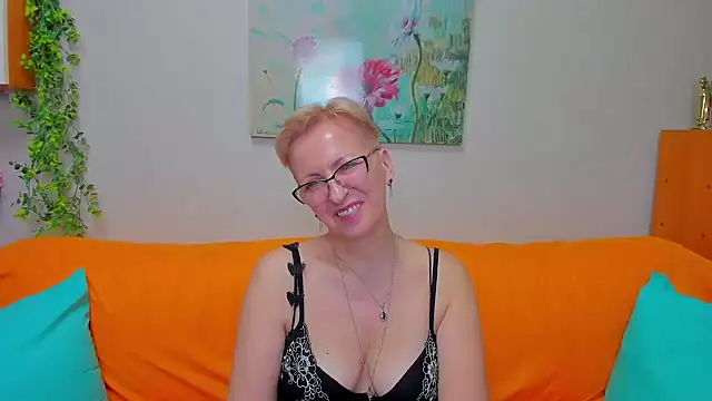 iamyourdream89n Live XXX chat