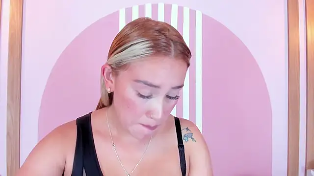 Lannajansen 라이브 XXX 채팅