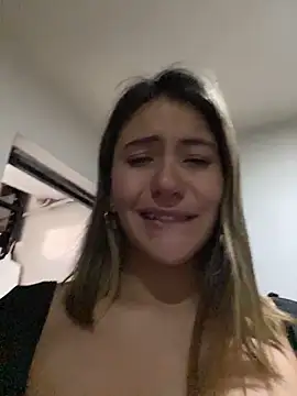 Andrea_19blonde Live XXX-Chat