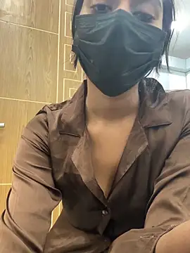 ThyroidLancers Webcam Show