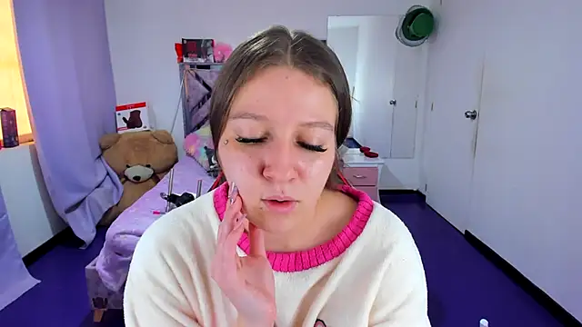 Chatroom XXX en direct de Luna_Analya