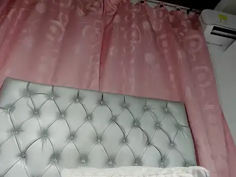 zoe_tamara's Live XXX Chat