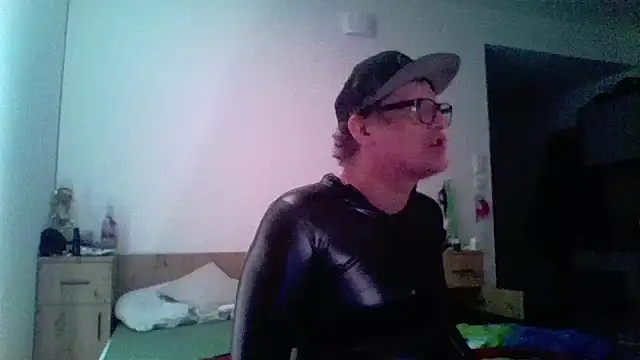 Pokazy przed kamerką – Bigthroaterboy