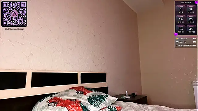 SmilingPatent Live XXX-chat