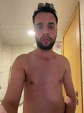 Arin21201 Webcam-Show