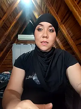 دردشة AmbarBurhan الجنسية المباشرة