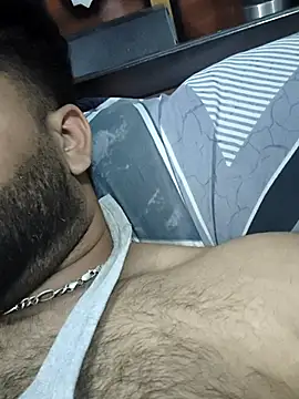 BeardKingo Adlı Modelin Canlı XXX Sohbeti