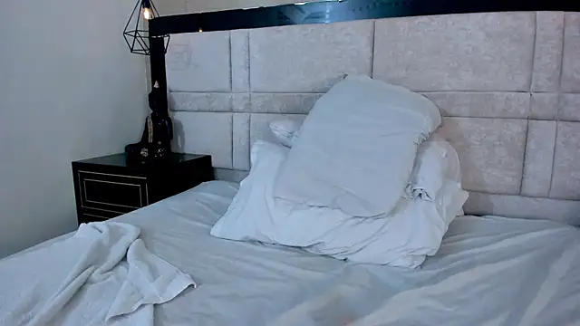 AbbyLoius Webcamshow