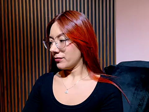 Вебкам-шоу desk__desire