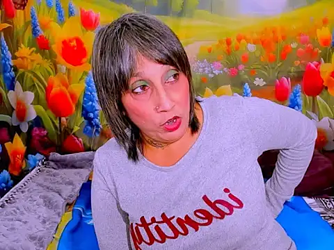 indianroxyn Live XXX chat