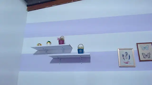 kimberlyvegaのライブXXXチャット