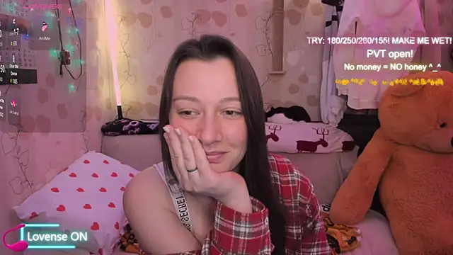 Chat +18 de Magic_Lilly ao vivo