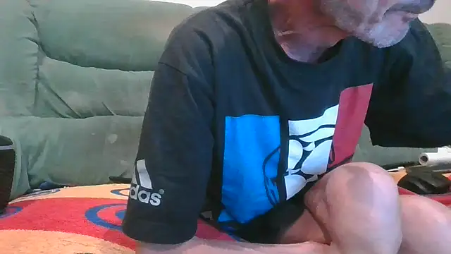 Pokazy przed kamerką – naturistebretagne