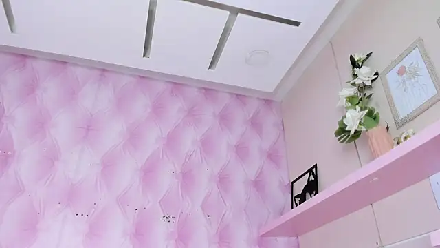 TaniaBelliniのライブXXXチャット