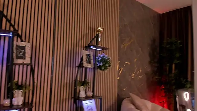 Red_Kim: онлайн-секс-чат