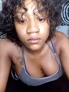 MoraDark 即時 XXX 聊天