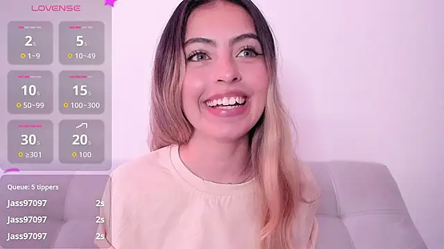 Fernanda_aaaaのライブXXXチャット