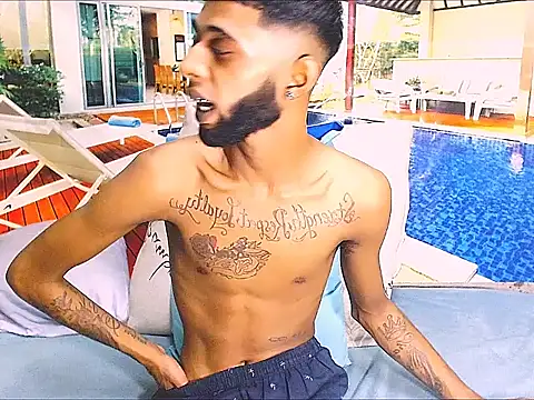 Chat +18 de CharmingIndian1 ao vivo