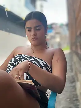 Kaily_Sweet16: απευθείας συνομιλία ΧΧΧ