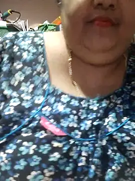 tamilthanushri Live XXX-Chat