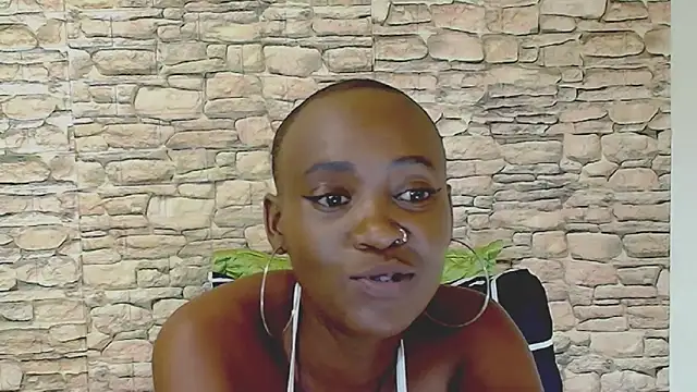 EbonyOlive69: онлайн-секс-чат