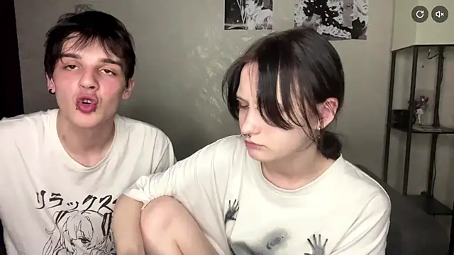 altycouple Show in webcam