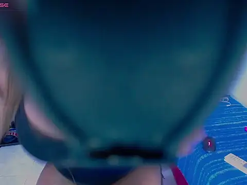 AntonetteBigCock: α πευθείας συνομιλία ΧΧΧ