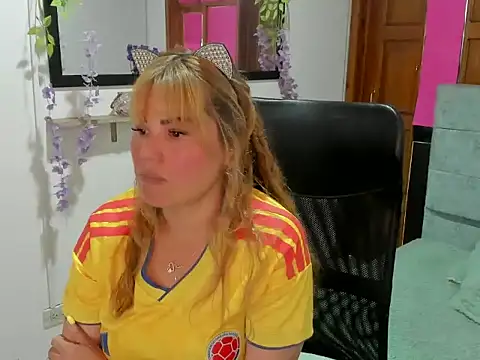 Julieta_star_ live XXX chat