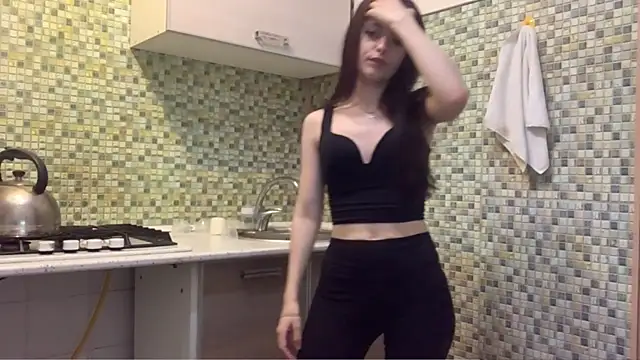 KikiAmino – Naživo XXX chat