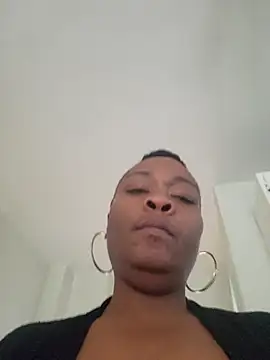 AllLeggsn Webbikameraesitys