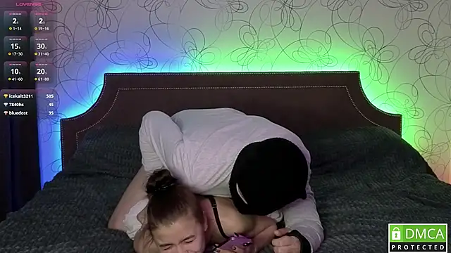 Dyavoll666のウェブカメラショー