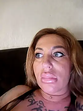 Вебкам-шоу MiaMooly