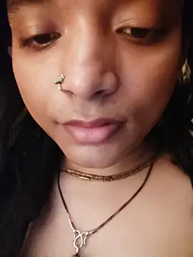 SweetTsAngel Webcam-Show