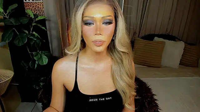 LA-GIRL Pertunjukan Webcam