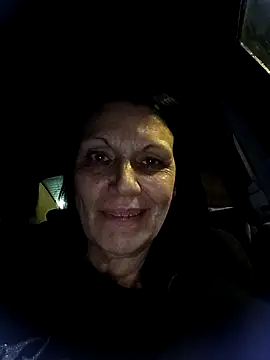 Melmamalhuda@xh's Live XXX Chat