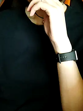 Aashikalaa's Live XXX Chat