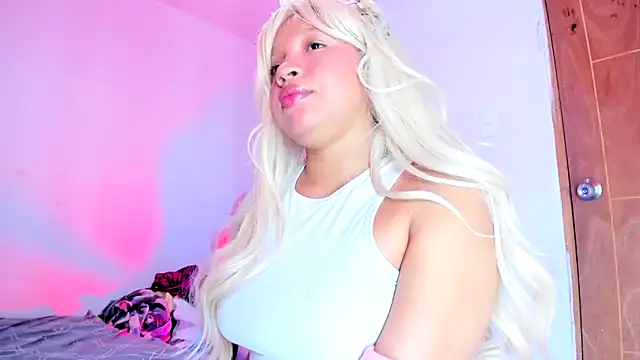 Živý XXX chat Emily_Coper18