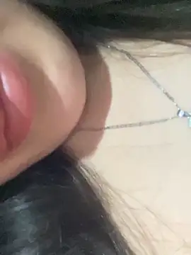 Show Webcam de sanya-27