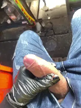 diegoand0911 élő XXX-chatje