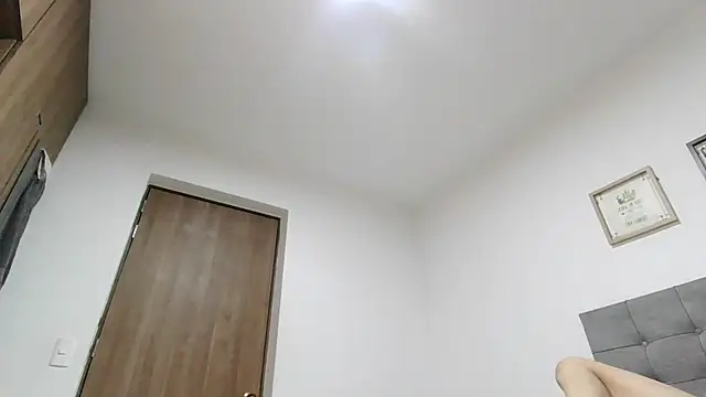 Show modela stormytt_ na web-kameri